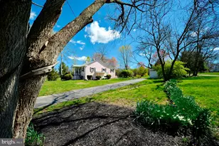 22282 St Louis Rd, Middleburg, VA 20117 - Photo 2