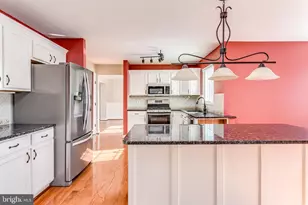 17285 Magic Mountain Dr, Round Hill, VA 20141 - Photo 18
