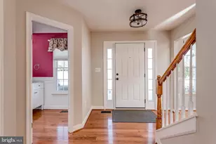 17285 Magic Mountain Dr, Round Hill, VA 20141 - Photo 4