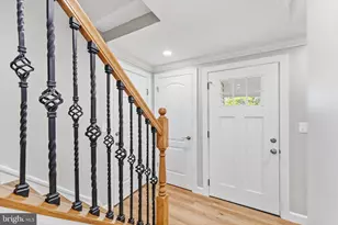 408 Cherry Ln NE, Leesburg, VA 20176 - Photo 4