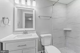 408 Cherry Ln NE, Leesburg, VA 20176 - Photo 32