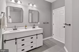 25335 Curiosity Square, Aldie, VA 20105 - Photo 30