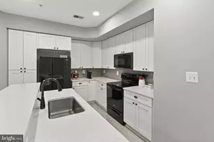 25335 Curiosity Square, Aldie, VA 20105 - Photo 16
