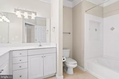 501 Sunset Terrace SE #304, Leesburg, VA 20175 - Photo 16