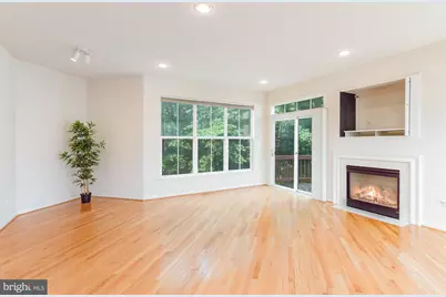 43095 Hunters Green Square, Broadlands, VA 20148 - Photo 2