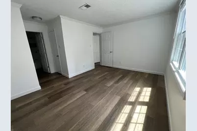1113 Huntmaster Terrace NE #101, Leesburg, VA 20176 - Photo 2