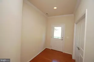 43975 Eastgate View Drive, Chantilly, VA 20152 - Photo 2