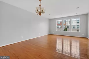 22693 Flowing Spring Square, Brambleton, VA 20148 - Photo 18