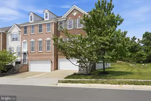 42695 Wilmar Square, Broadlands, VA 20148 - Photo 4
