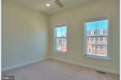 42629 Oak Park Square, Ashburn, VA 20148 - Photo 36