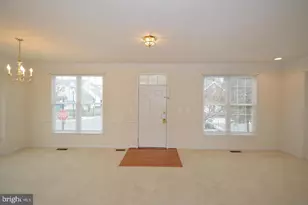 42555 Pelican Dr, South Riding, VA 20152 - Photo 2