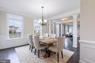 42093 Lochiel Ln, Leesburg, VA 20176 - Photo 14