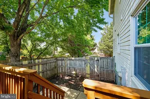 113 Sue Ann Ct, Sterling, VA 20164 - Photo 52
