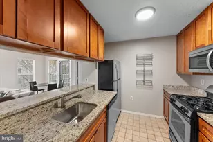 20957 Timber Ridge Terrace, Ashburn, VA 20147 - Photo 16