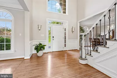 19396 Emerald Park Drive, Leesburg, VA 20175 - Photo 4