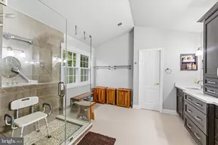 43932 Tavern Dr, Ashburn, VA 20147 - Photo 28