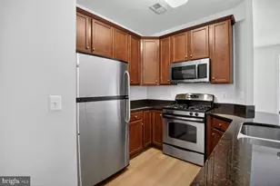 24690 Byrne Meadow Square, Aldie, VA 20105 - Photo 4