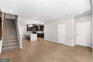 20567 Milbridge Ter, Ashburn, VA 20147 - Photo 4