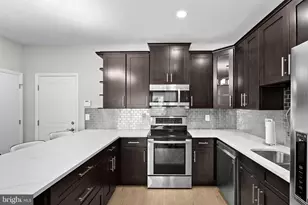 20567 Milbridge Ter, Ashburn, VA 20147 - Photo 12