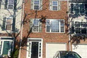 42888 Golf View Dr, Chantilly, VA 20152 - Photo 1
