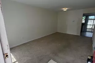 332 Lancaster Square, Sterling, VA 20164 - Photo 6