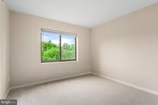 19355 Cypress Ridge Terrace, Leesburg, VA 20176 - Photo 14