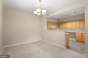 19355 Cypress Ridge Terrace, Leesburg, VA 20176 - Photo 8