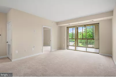 19355 Cypress Ridge Terrace #404, Leesburg, VA 20176 - Photo 2