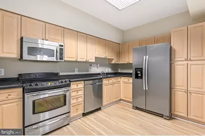 19355 Cypress Ridge Terrace #1022, Leesburg, VA 20176 - Photo 12