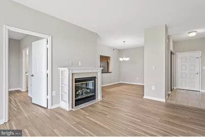 19355 Cypress Ridge Terrace #1022, Leesburg, VA 20176 - Photo 8