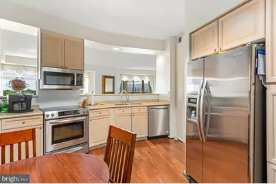 19355 Cypress Ridge Terrace #1021, Leesburg, VA 20176 - Photo 12
