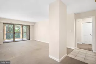 19385 Cypress Ridge Terrace, Leesburg, VA 20176 - Photo 4