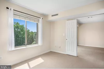 19385 Cypress Ridge Terrace #519, Leesburg, VA 20176 - Photo 22