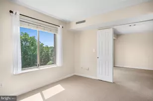 19385 Cypress Ridge Terrace, Leesburg, VA 20176 - Photo 22