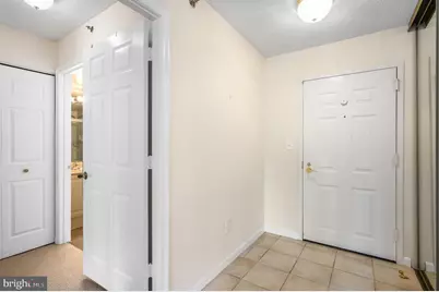 19385 Cypress Ridge Terrace #519, Leesburg, VA 20176 - Photo 14