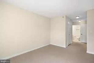 19385 Cypress Ridge Terrace, Leesburg, VA 20176 - Photo 18