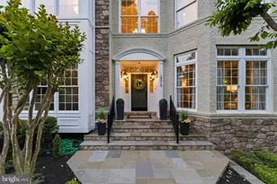 18919 Canoe Landing Ct, Leesburg, VA 20176 - Photo 12