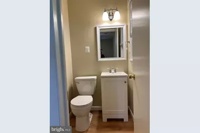 313 Valley View Avenue SW, Leesburg, VA 20175 - Photo 8