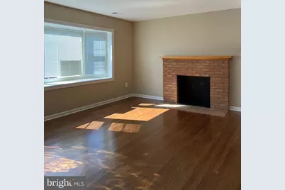 313 Valley View Avenue SW, Leesburg, VA 20175 - Photo 2