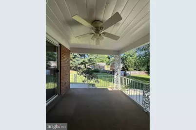 313 Valley View Avenue SW, Leesburg, VA 20175 - Photo 10
