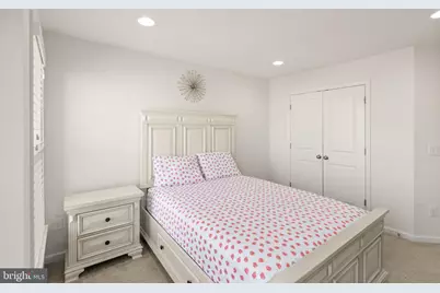 23491 Epperson Square, Brambleton, VA 20148 - Photo 34
