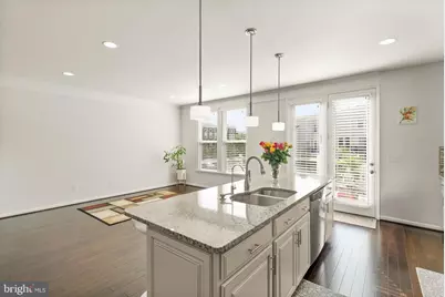 23491 Epperson Square, Brambleton, VA 20148 - Photo 4