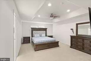 23491 Epperson Square, Brambleton, VA 20148 - Photo 26