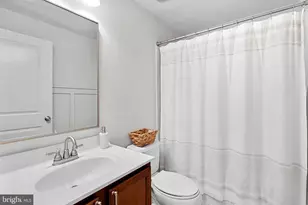 22840 Goldsborough Ter, Ashburn, VA 20148 - Photo 6