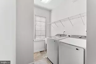 22840 Goldsborough Ter, Ashburn, VA 20148 - Photo 34