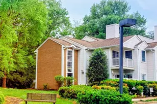 100 Westwick Ct, Sterling, VA 20165 - Photo 2