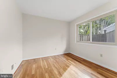 125 Victoria Place, Sterling, VA 20164 - Photo 20