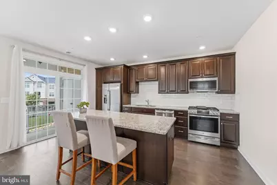 23265 Milltown Knoll Square #114, Ashburn, VA 20148 - Photo 4