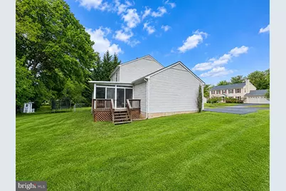 13 Red Wing Court, Sterling, VA 20164 - Photo 2