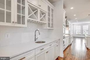 1118 Akan St SE, Leesburg, VA 20175 - Photo 16